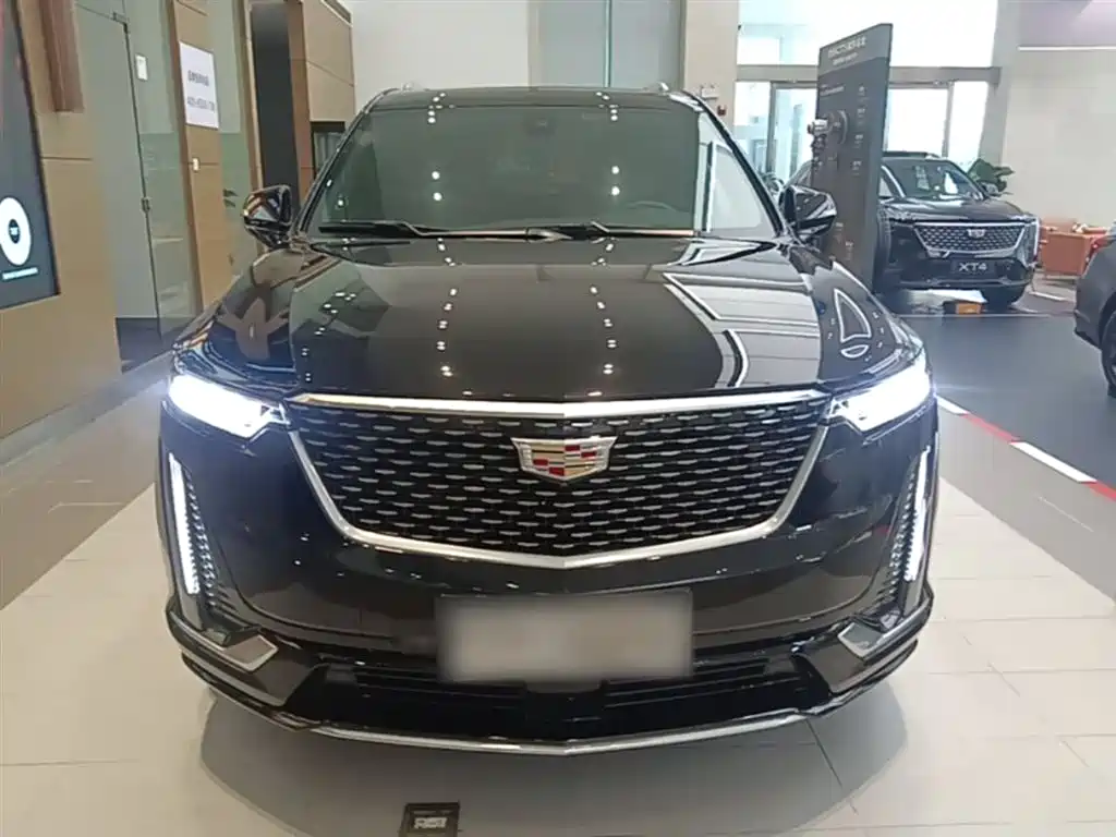 Cadillac XT6 2025 2.0T мест Luxury Executive