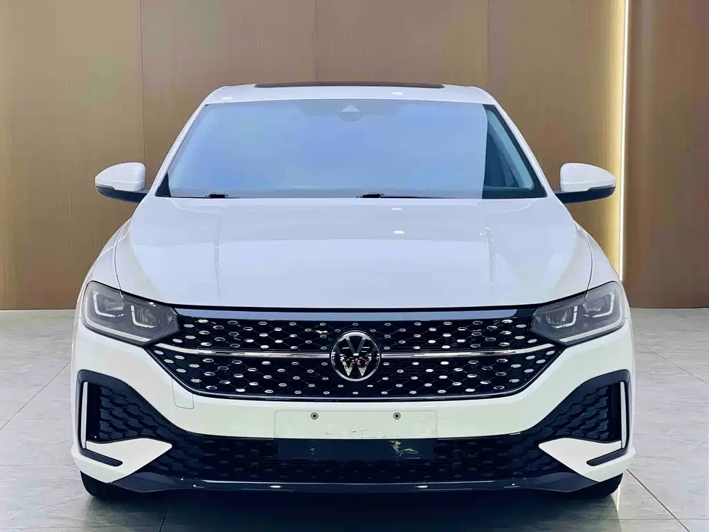 Volkswagen Lavida — миниатюра 2