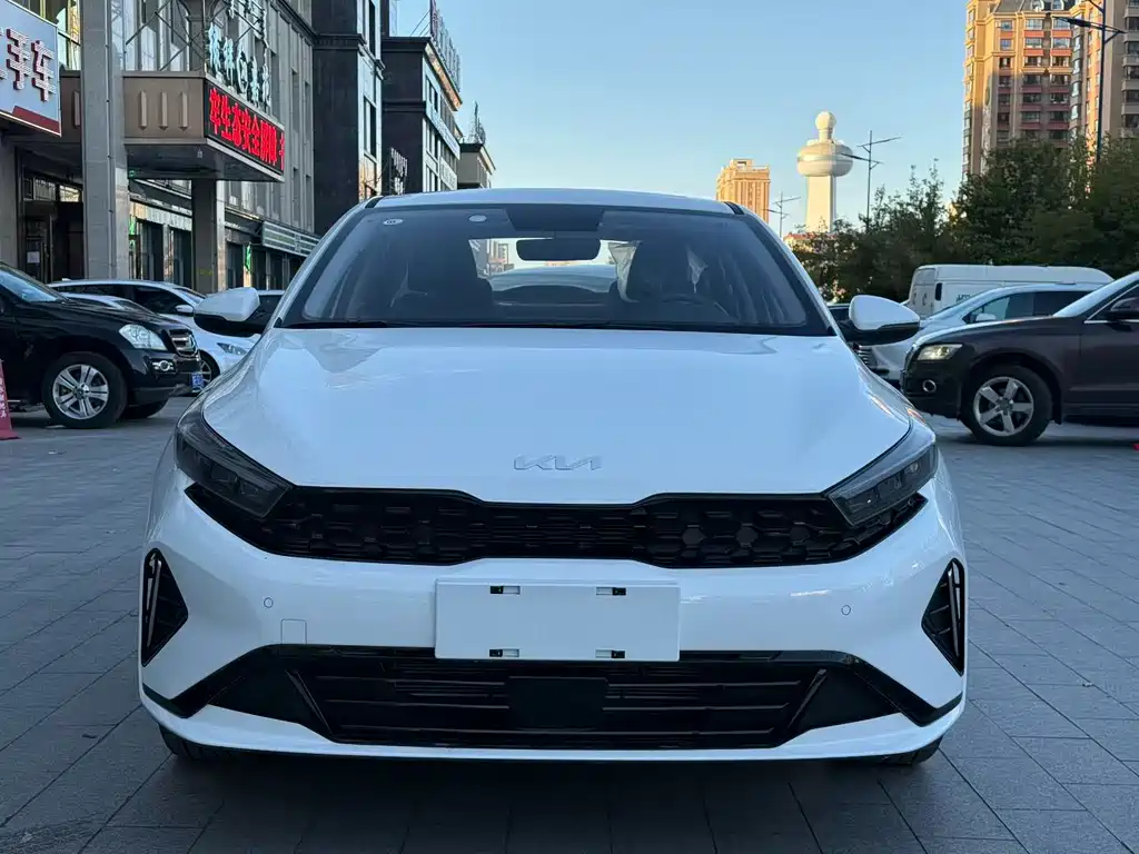 Kia K3 — миниатюра 2