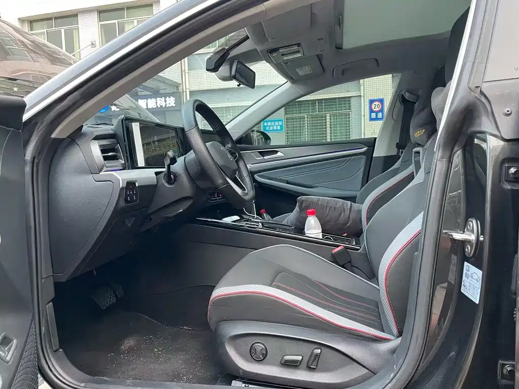 Volkswagen Lamando — миниатюра 3