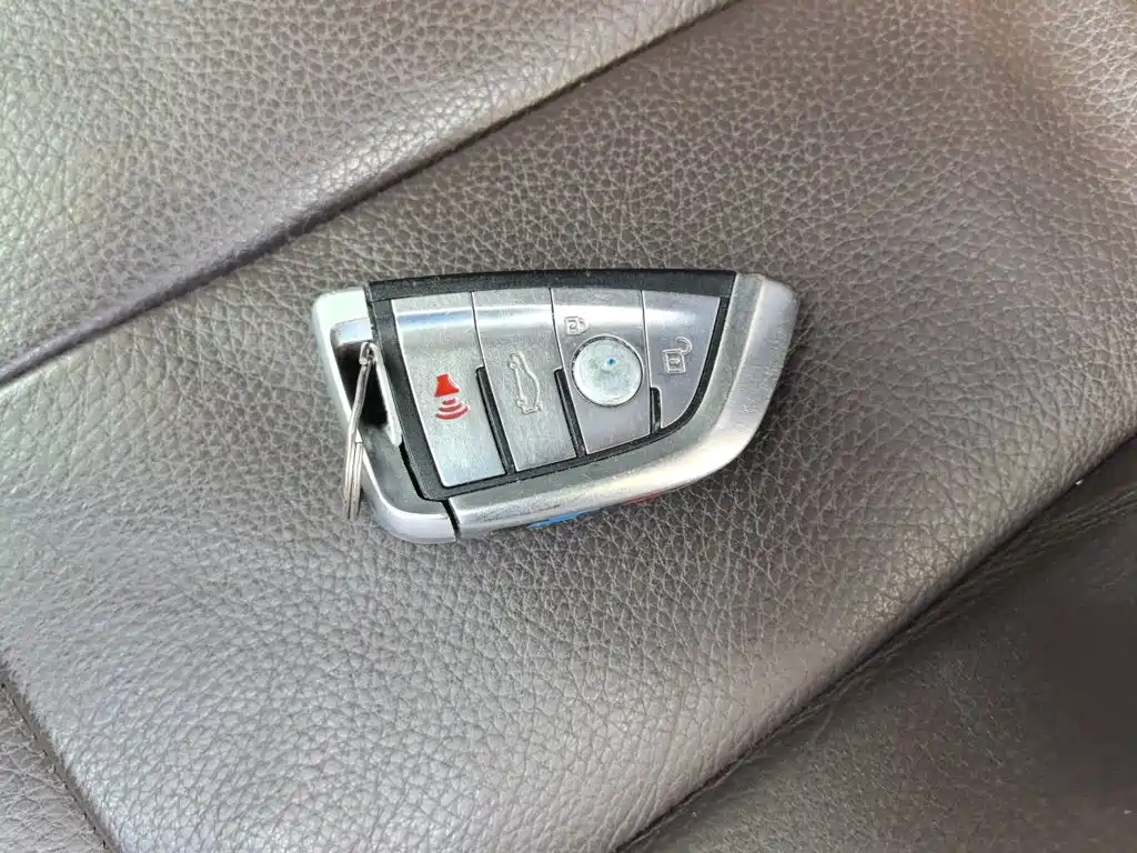 BMW X5 (Import) — миниатюра 9