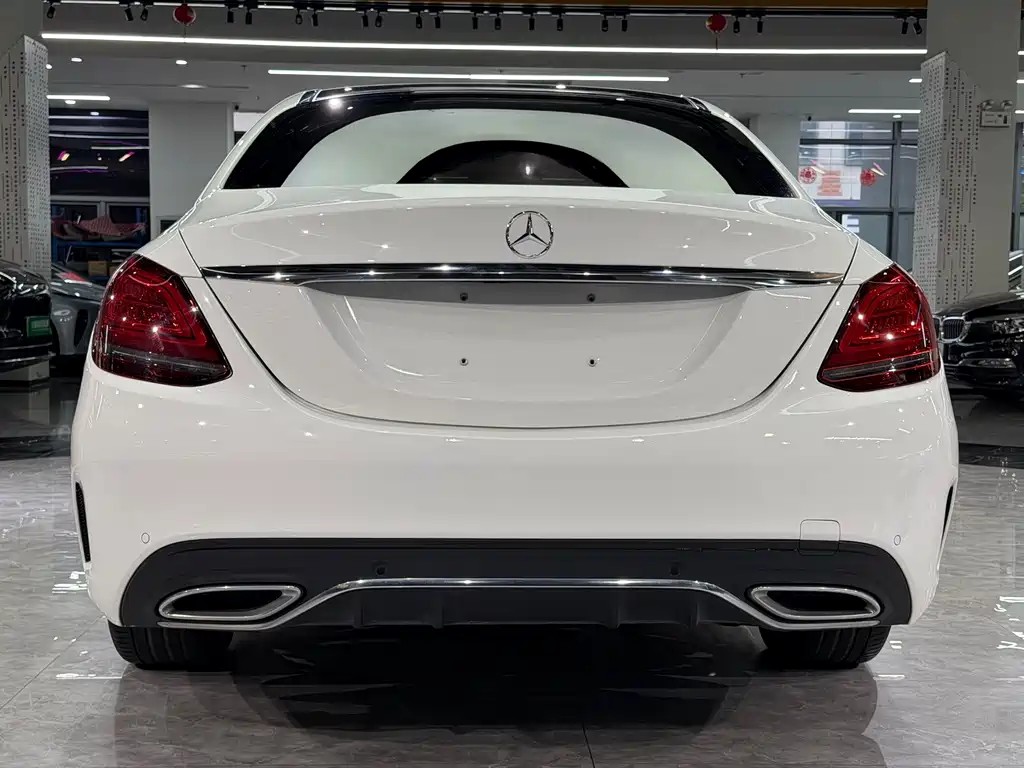 Mercedes-Benz C-Class — миниатюра 15