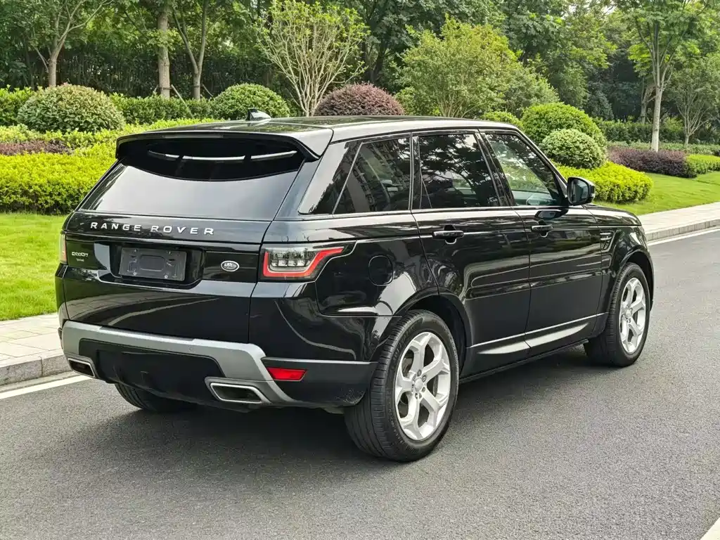 Land Rover Sport PHEV — миниатюра 7