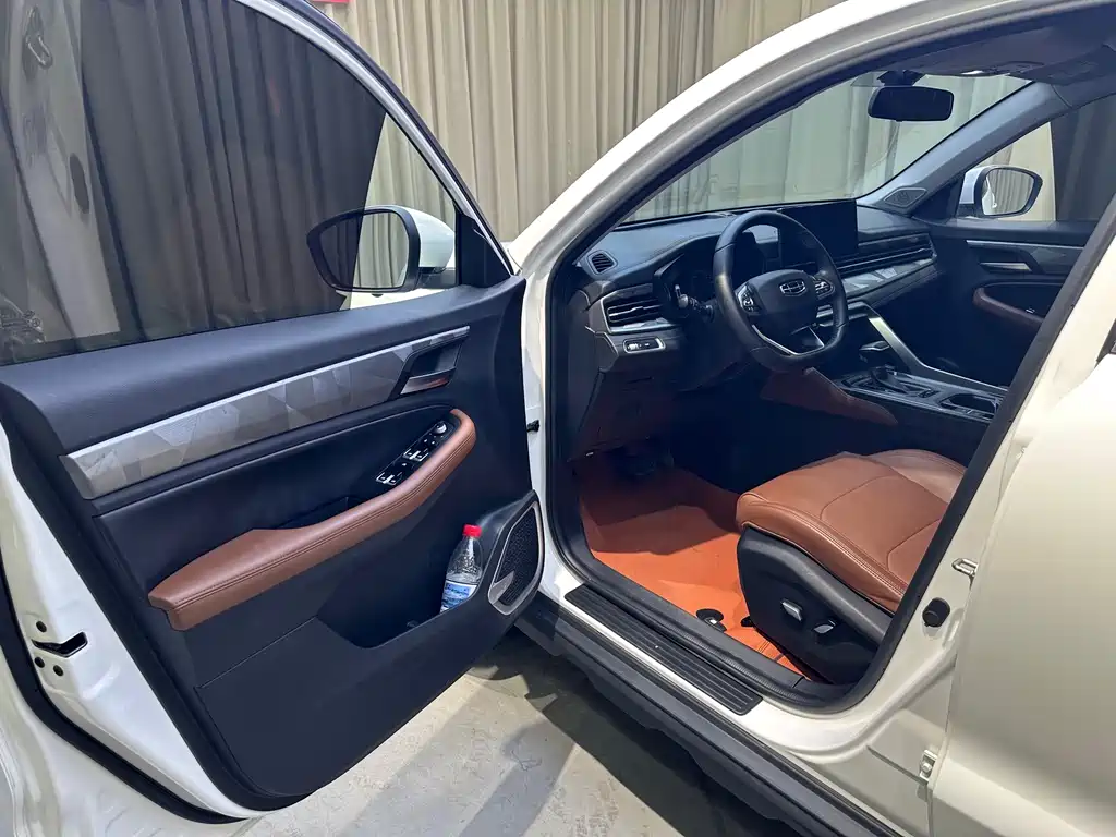 Geely Vision X6 — миниатюра 8