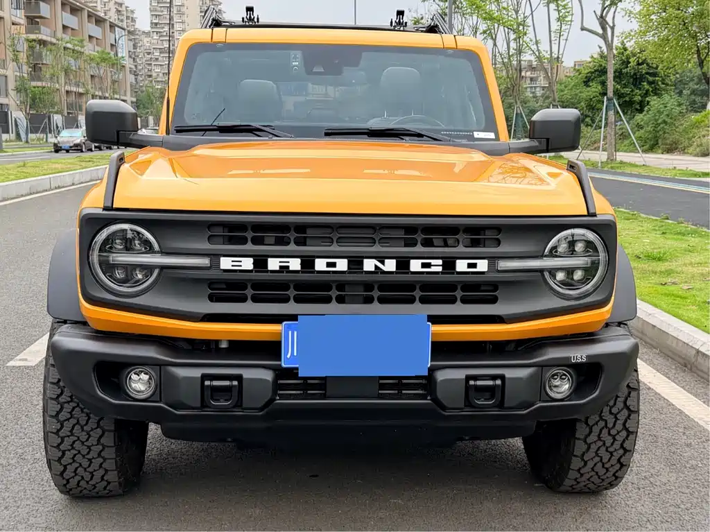Ford Bronco (Import) — миниатюра 18