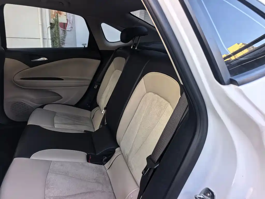 Buick Verano — миниатюра 15