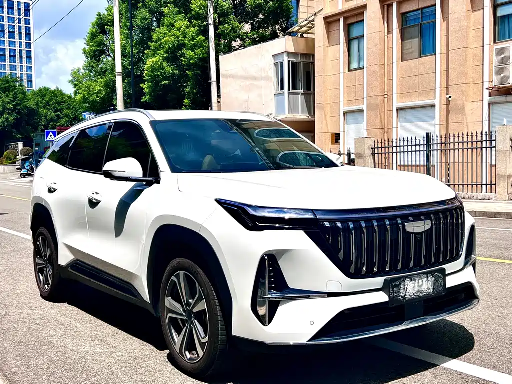 Geely Boyue L — миниатюра 2
