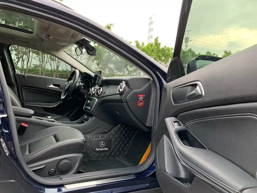 Mercedes-Benz GLA — миниатюра 14
