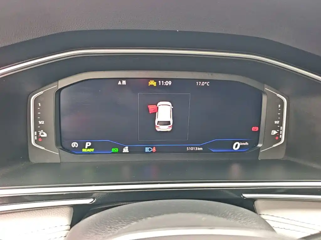 Volkswagen Tiguan L PHEV — миниатюра 12