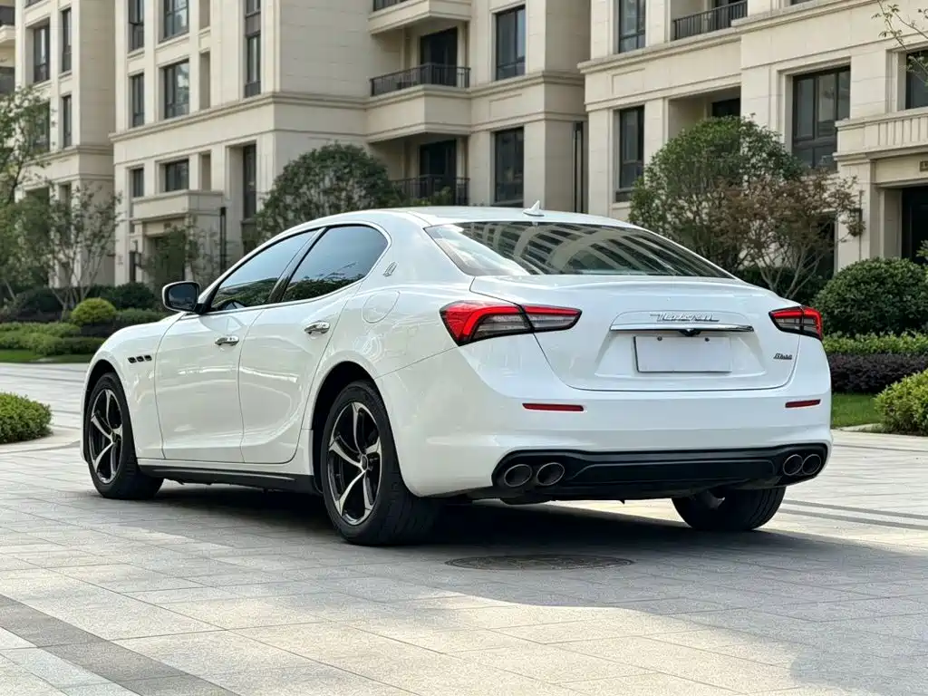 Maserati Ghibli — миниатюра 9