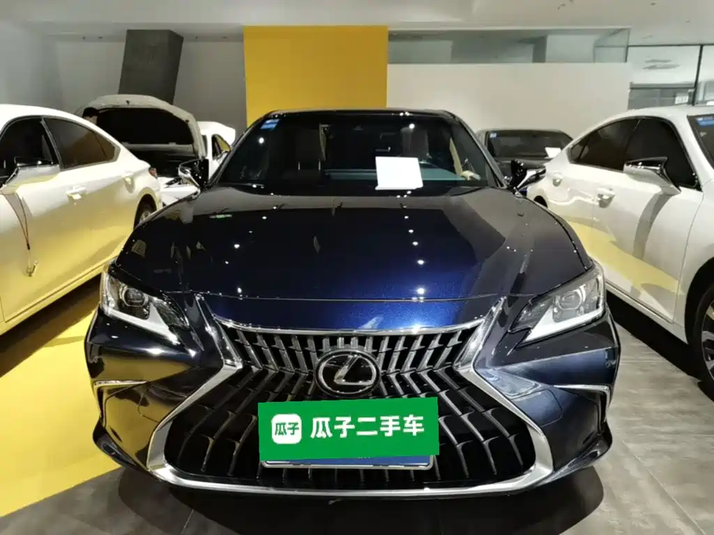 Lexus ES — миниатюра 3