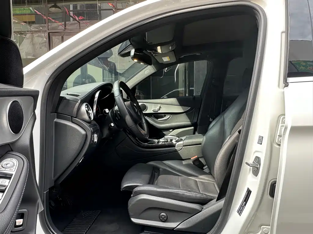 Mercedes-Benz GLC 2019 GLC 200 L 4MATIC