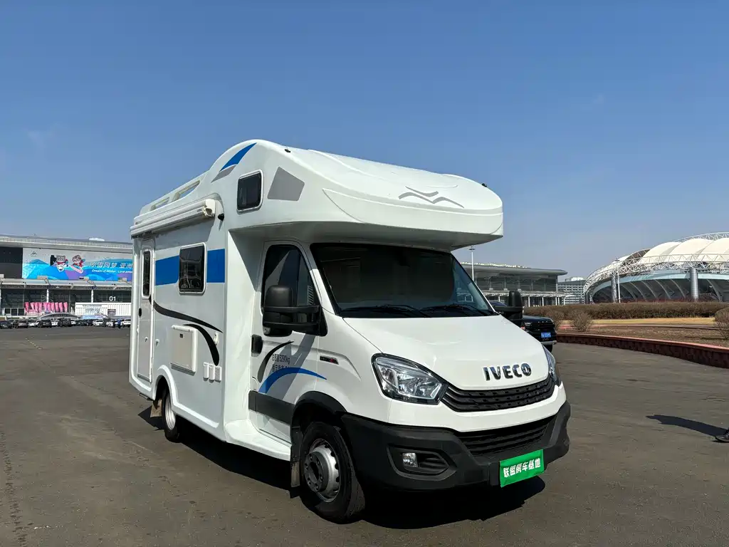 IVECO Ousheng — миниатюра 3