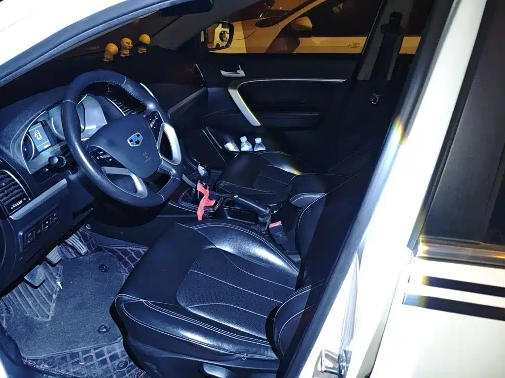 Geely Emgrand — миниатюра 11