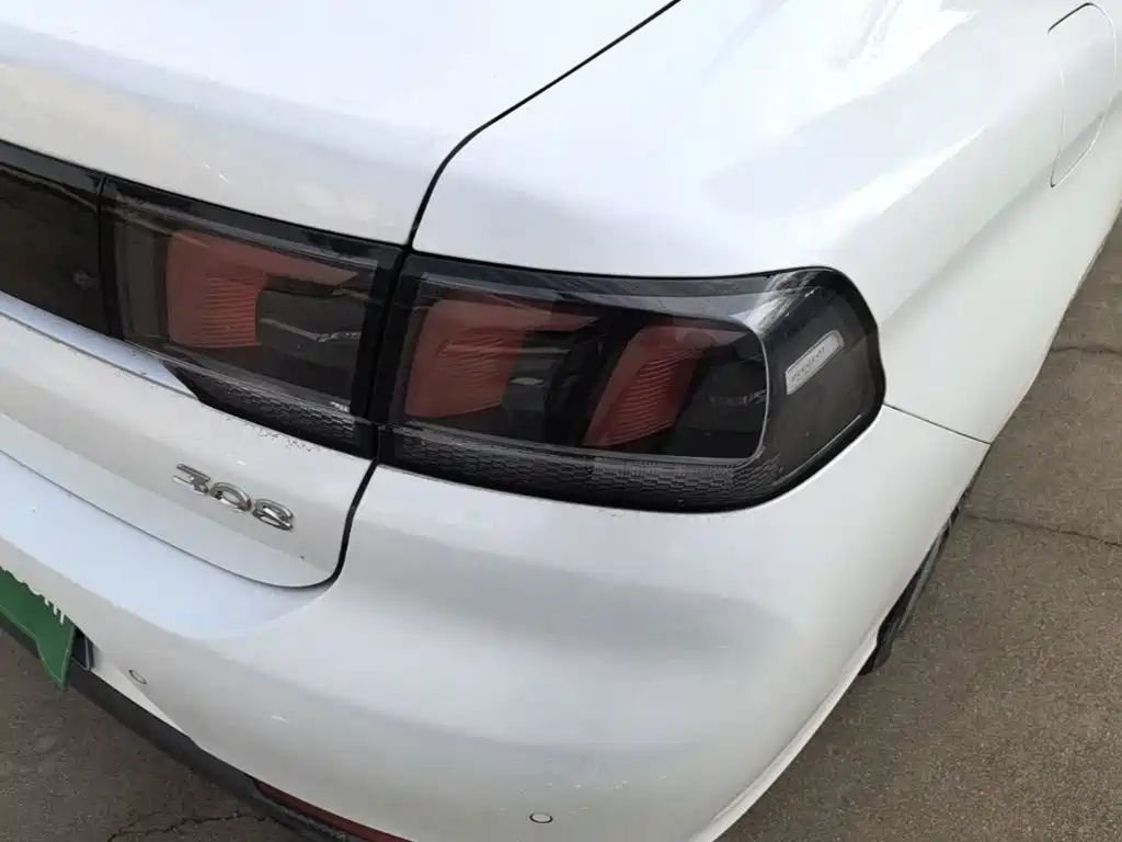 Peugeot 308 — миниатюра 8