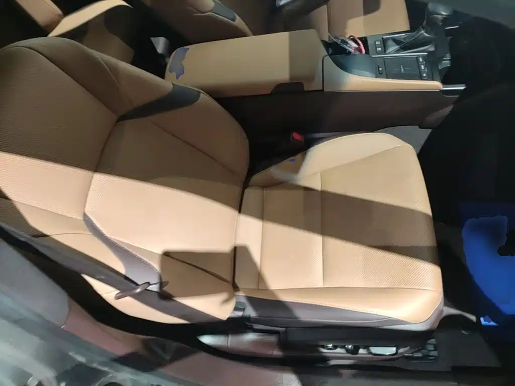Lexus ES — миниатюра 25