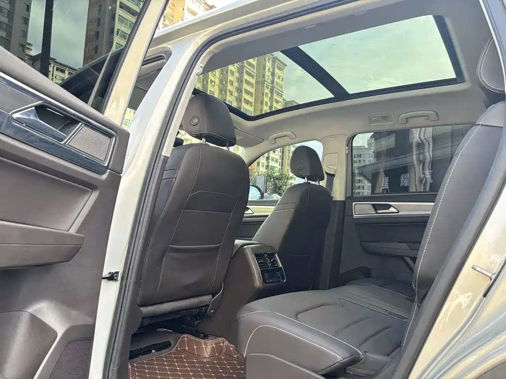 Volkswagen Teramont — миниатюра 12