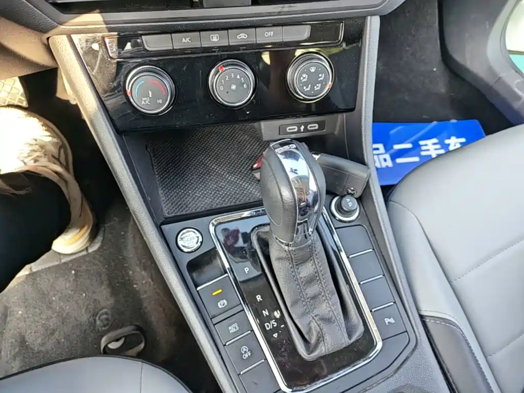 Volkswagen Bora — миниатюра 14