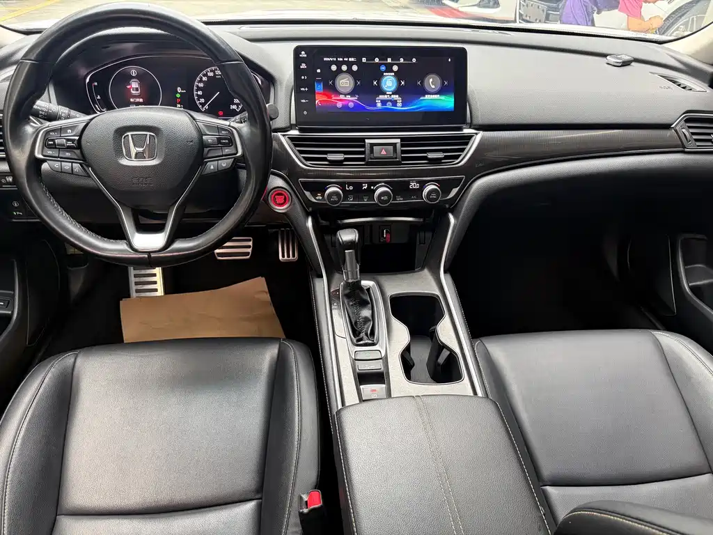 Honda Accord — миниатюра 5
