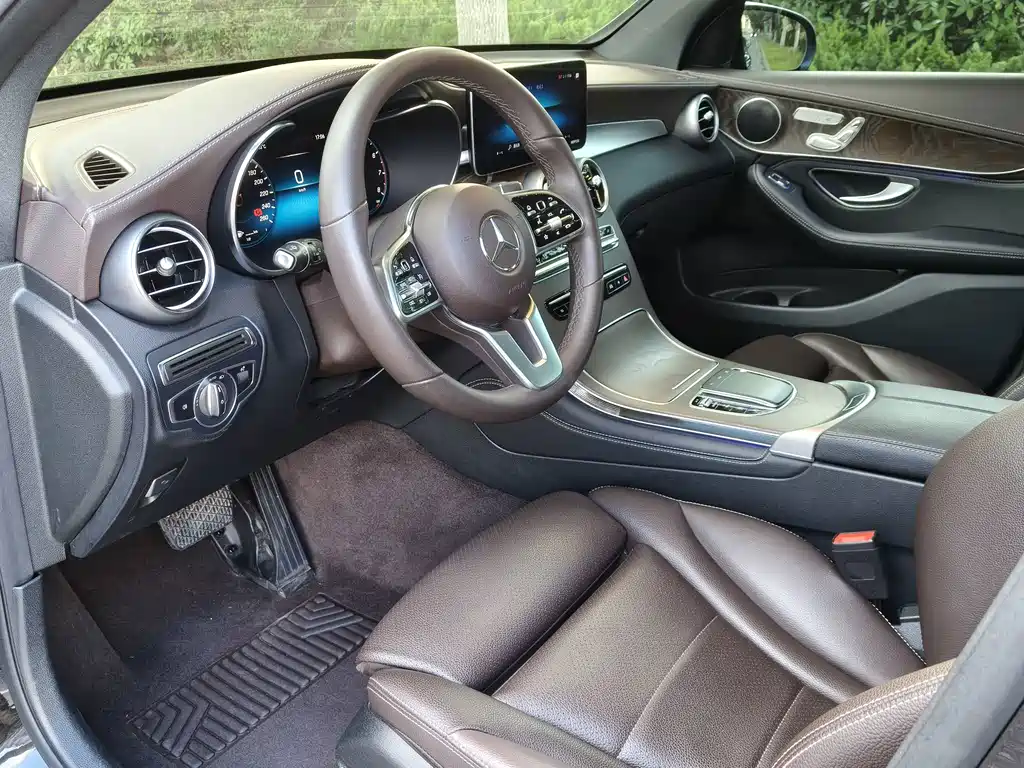 Mercedes-Benz GLC — миниатюра 5