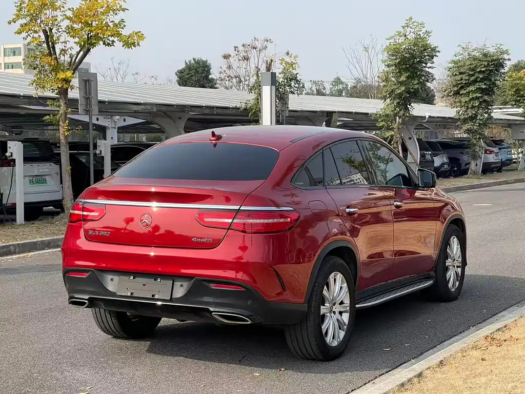 MERCEDES-BENZ GLE COUPE