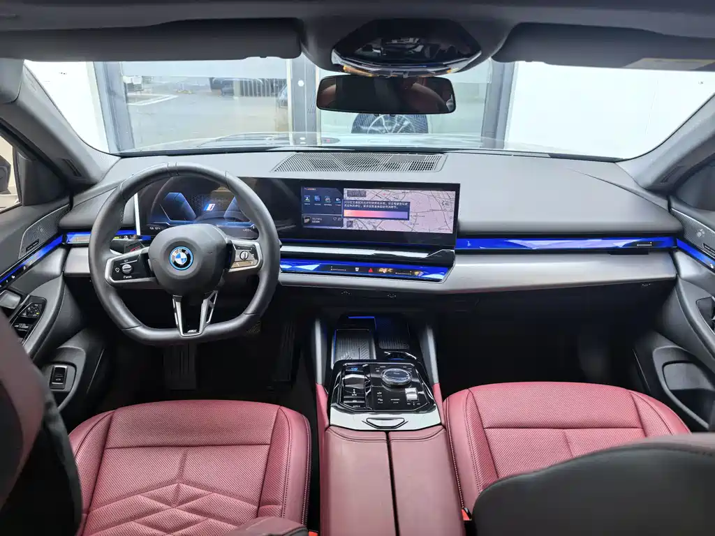 BMW i5 2025 eDrive 40L M Sport