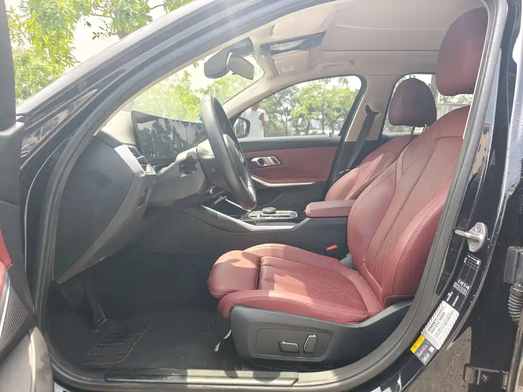 BMW i3 2024 eDrive 35 L