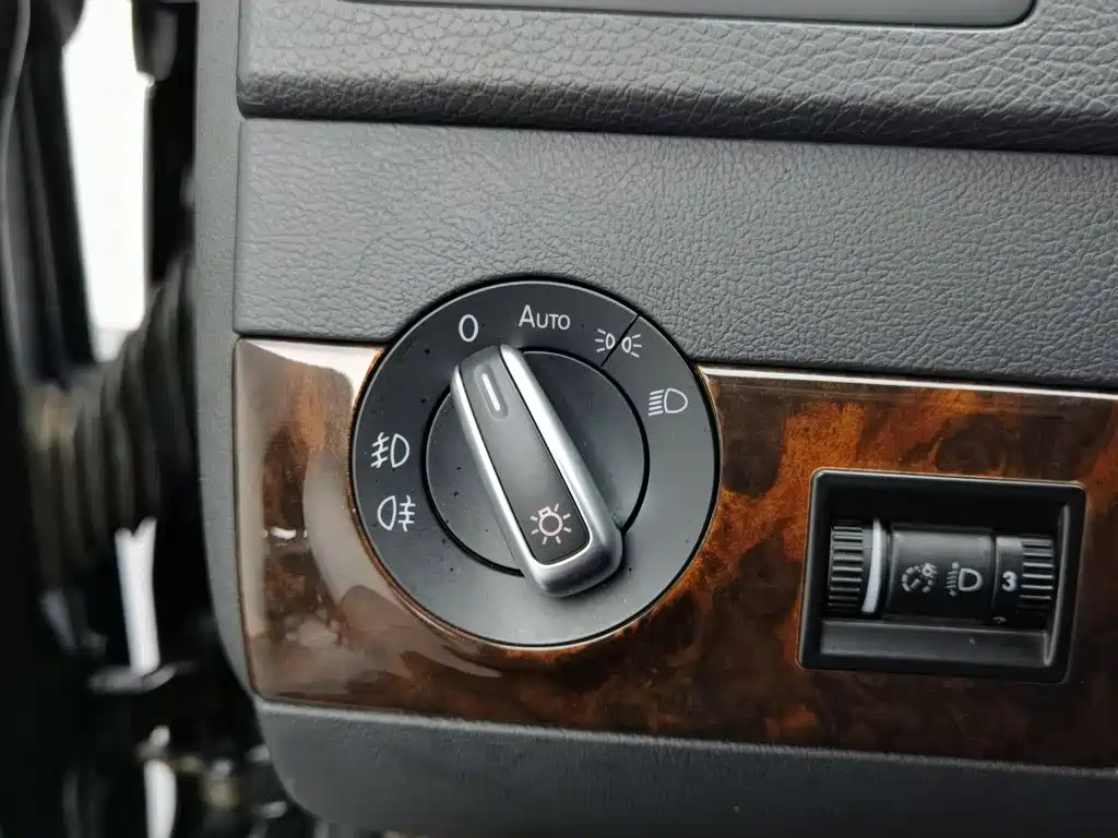 Volkswagen Multivan — миниатюра 21