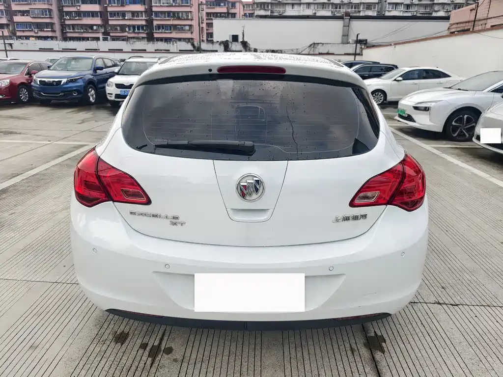 Buick Excelle — миниатюра 12