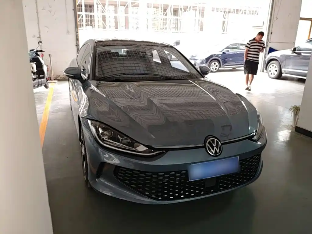 Volkswagen Lamando — миниатюра 4