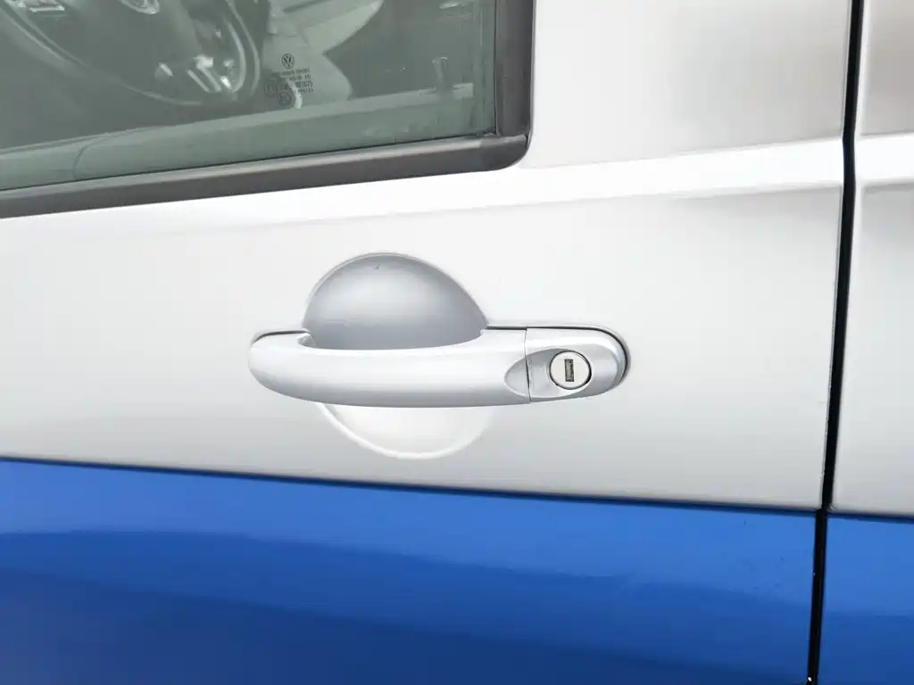 Volkswagen Multivan — миниатюра 18