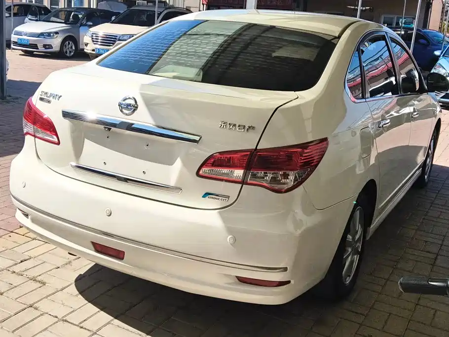 Nissan Sylphy — миниатюра 3