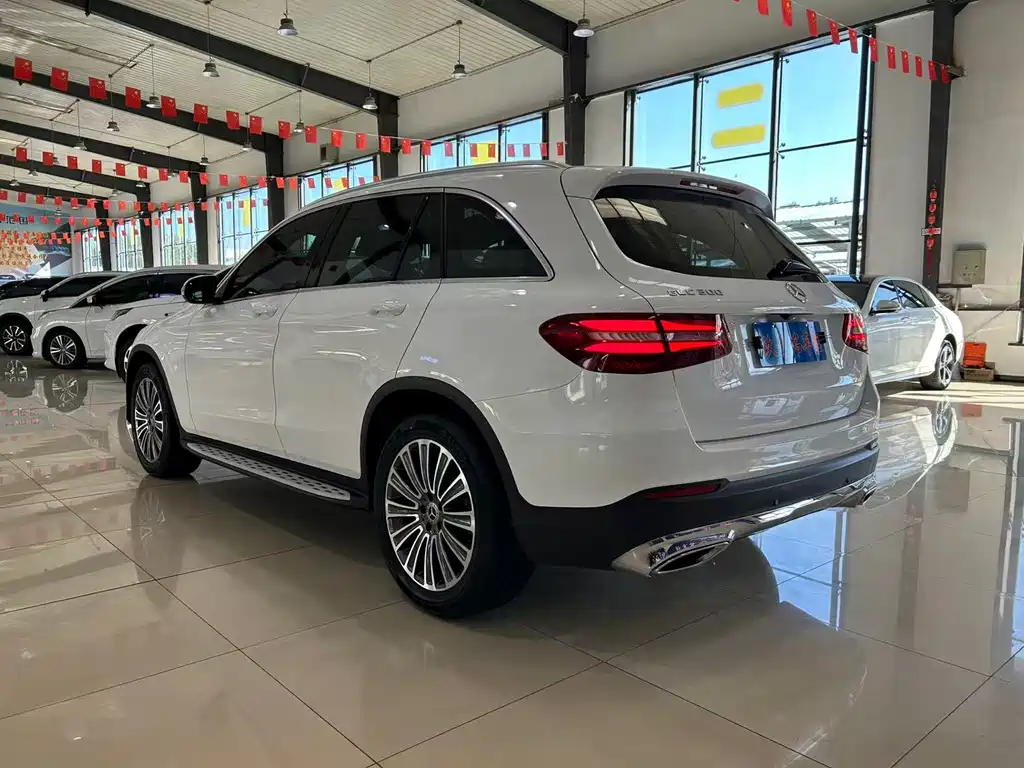 Mercedes-Benz GLC — миниатюра 6
