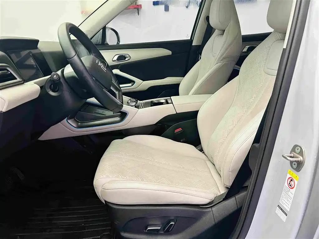 BYD Yuan UP — миниатюра 20