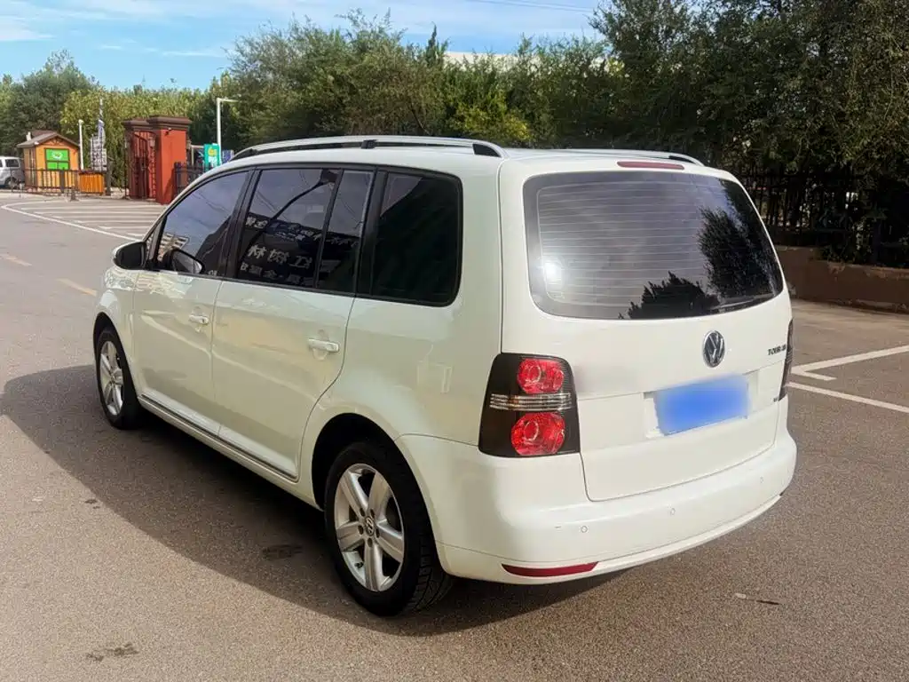 Volkswagen Touran — миниатюра 25
