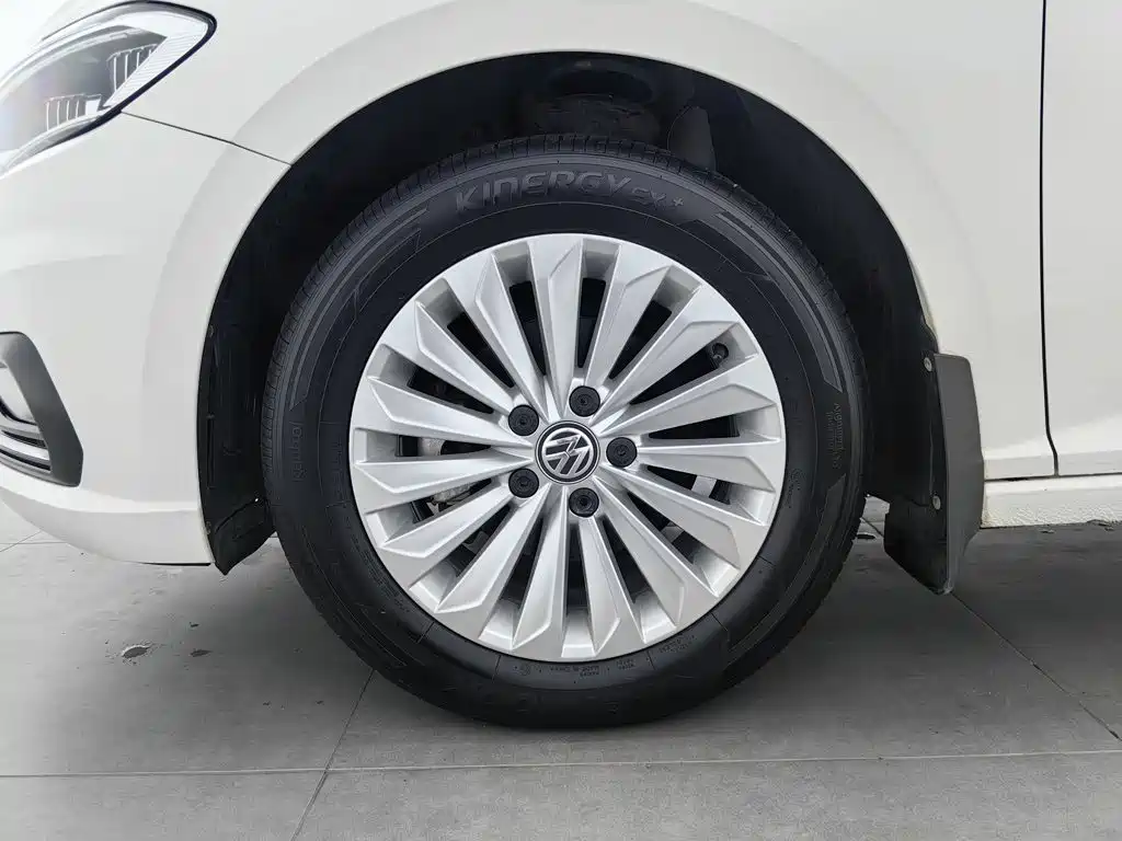 Volkswagen Lavida — миниатюра 17