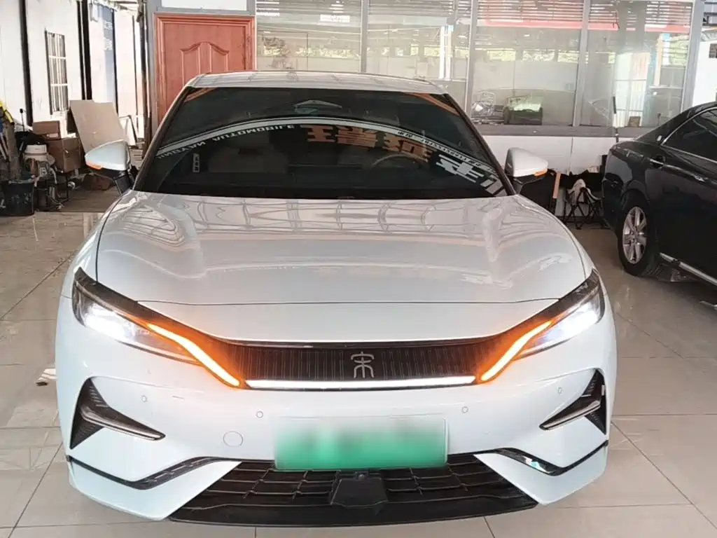 BYD L EV — миниатюра 3