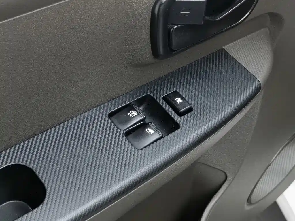 Wuling Hongguang — миниатюра 9