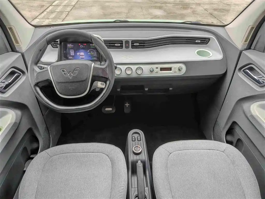 Wuling MINIEV — миниатюра 9