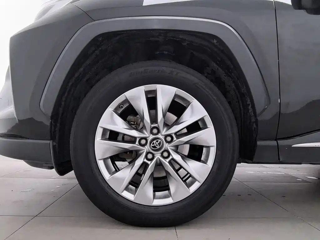 Toyota Wildlander — миниатюра 17