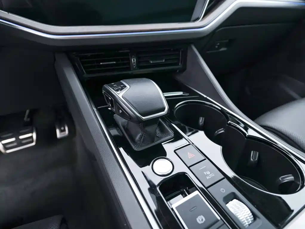 Volkswagen Touareg — миниатюра 15