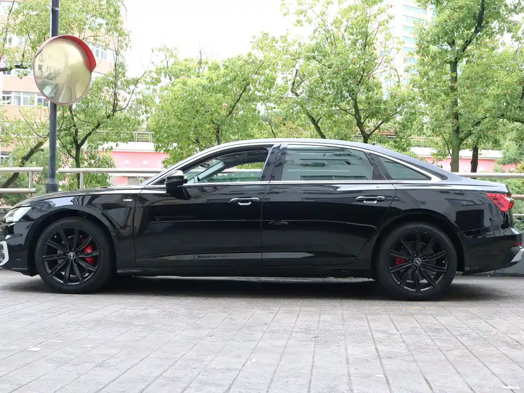Audi A6L — миниатюра 2