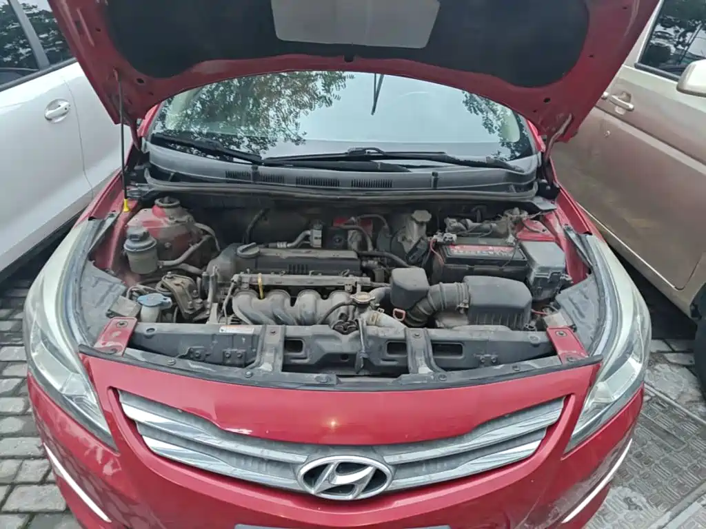 Hyundai Verna — миниатюра 20