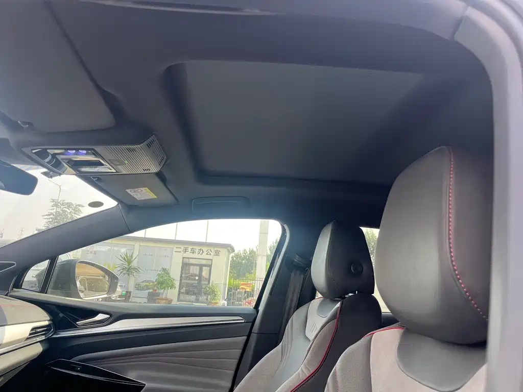 VOLKSWAGEN ID.4 CROZZ