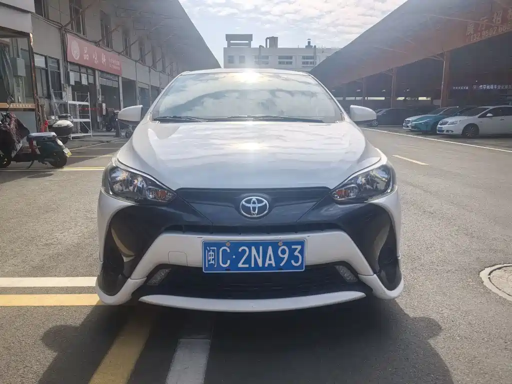 TOYOTA YARIS L ZHIXUAN