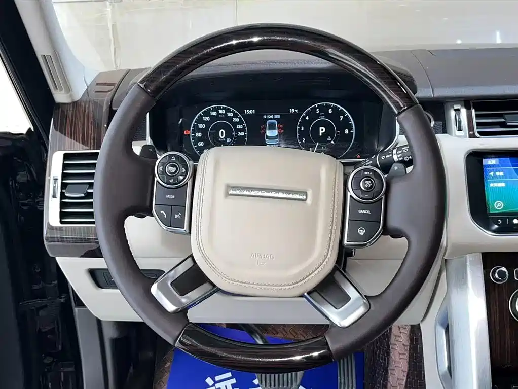 Land Rover Range Rover 2017 3.0 SC V6 Vogue Long Wheelbase