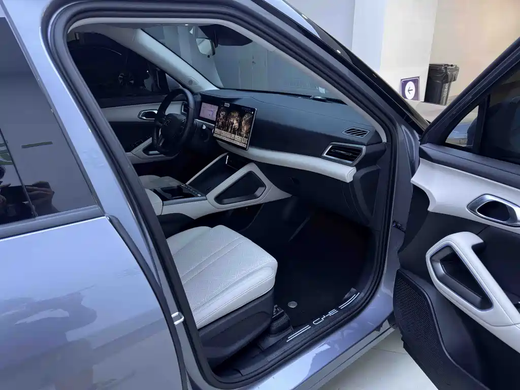 BYD Yuan UP — миниатюра 11