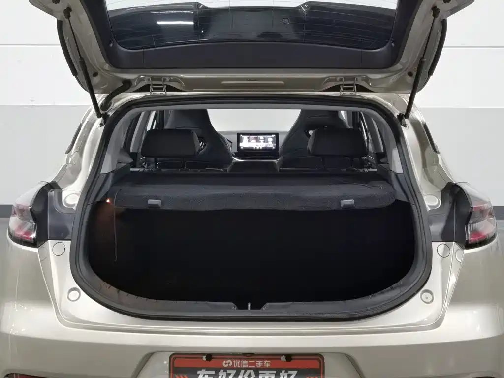 Geely Emgrand S — миниатюра 16