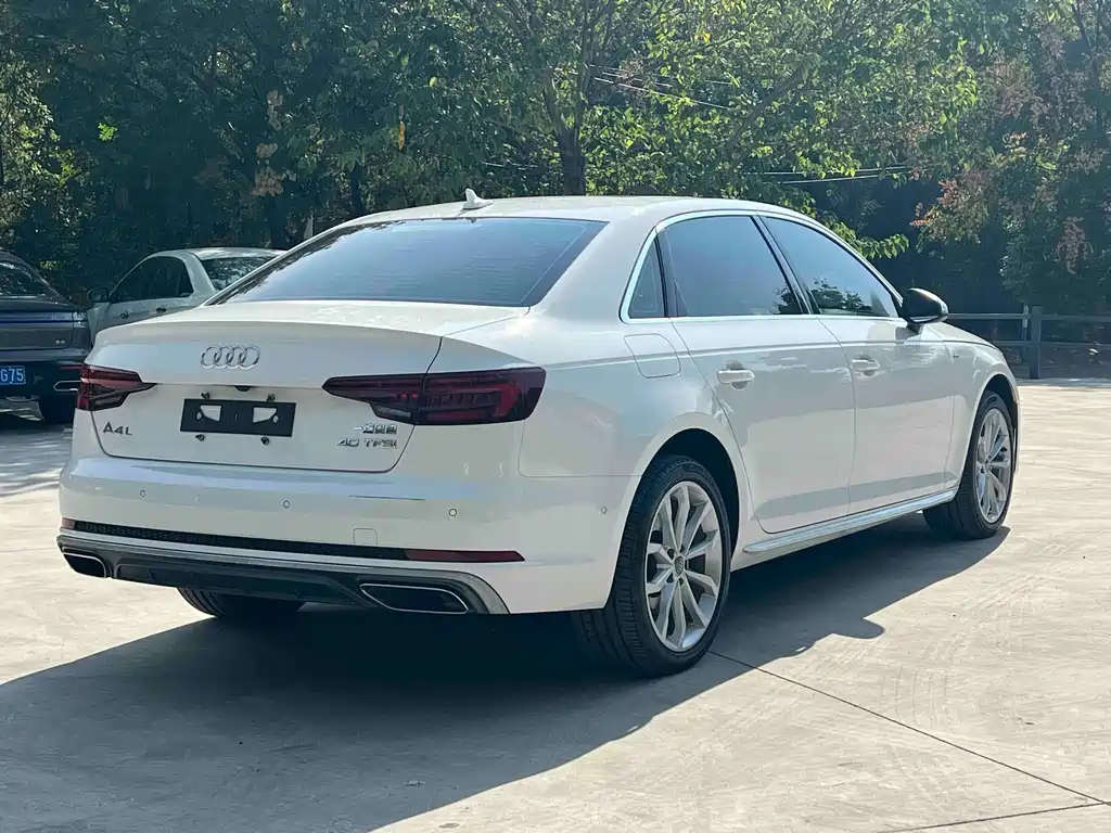 Audi A4L — миниатюра 6