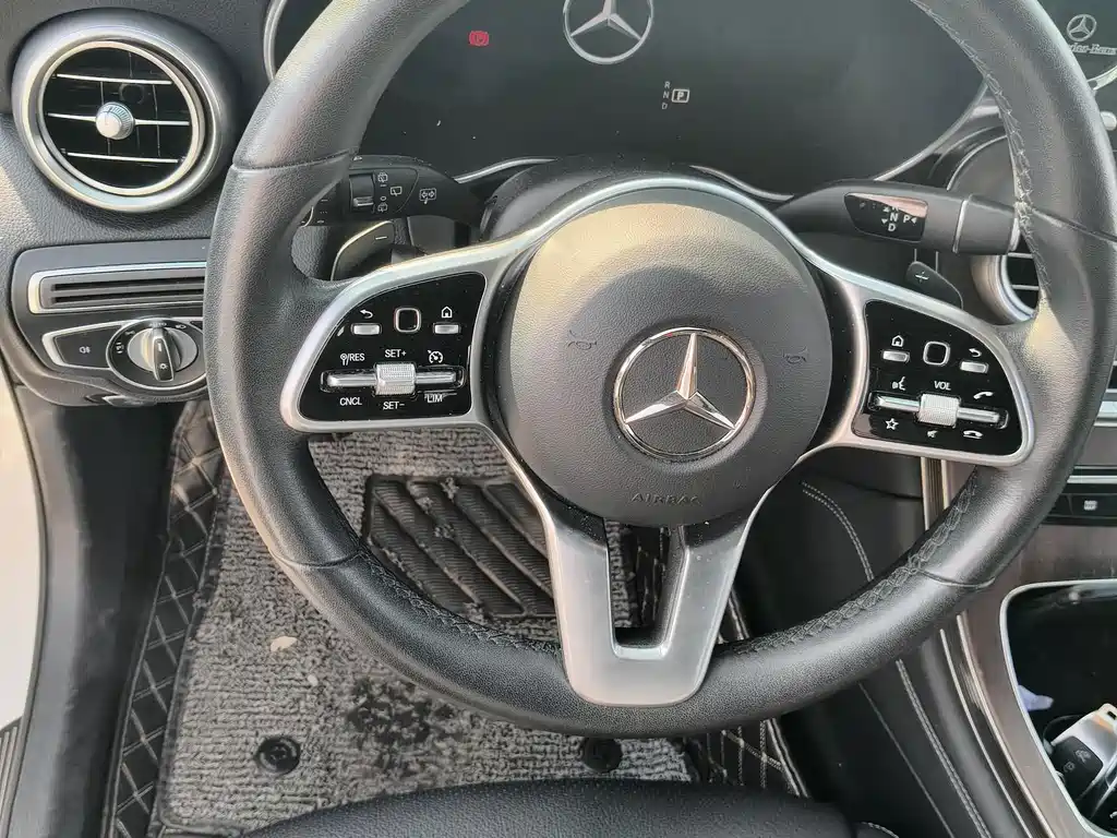Mercedes-Benz GLC — миниатюра 8